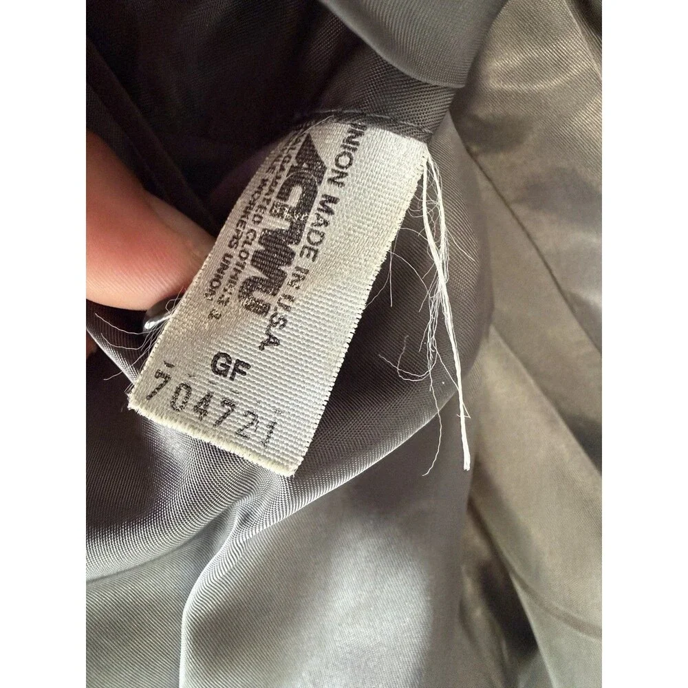 Vintage Mens 37 Wool Blazer Double Breasted Made USA Gray Peak Lapel Suit Jacket